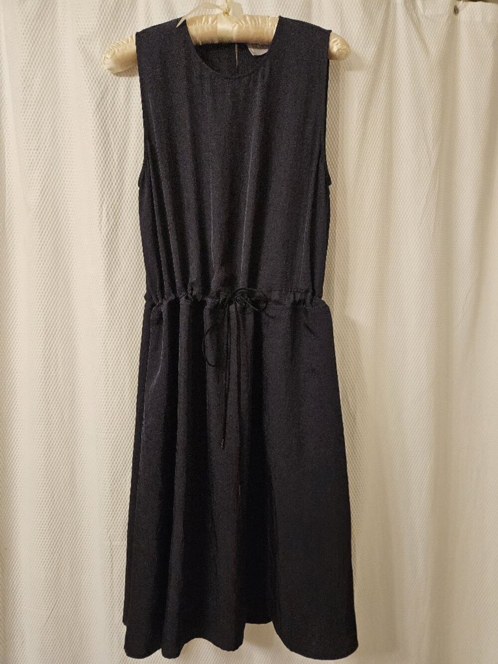 Perfect Sleeveless Little Black Dress by Everlane